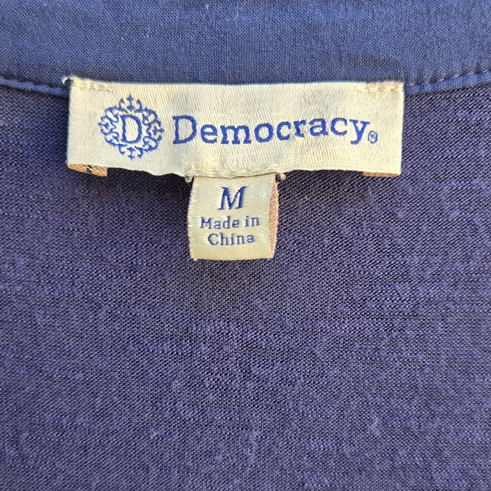 Democracy Navy Blue Top W/ 3/4 Sleeves - Picture 4 of 4